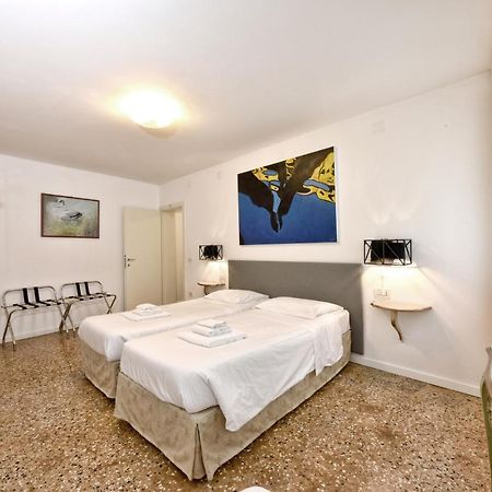 True Venice 2 Bedrooms In The Heart Of Castello Венеция Экстерьер фото
