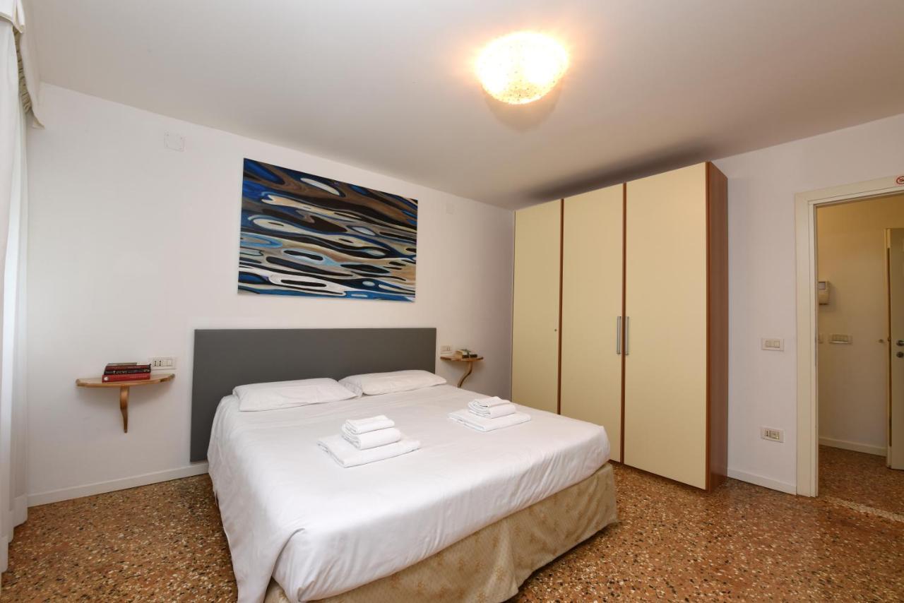 True Venice 2 Bedrooms In The Heart Of Castello Венеция Экстерьер фото